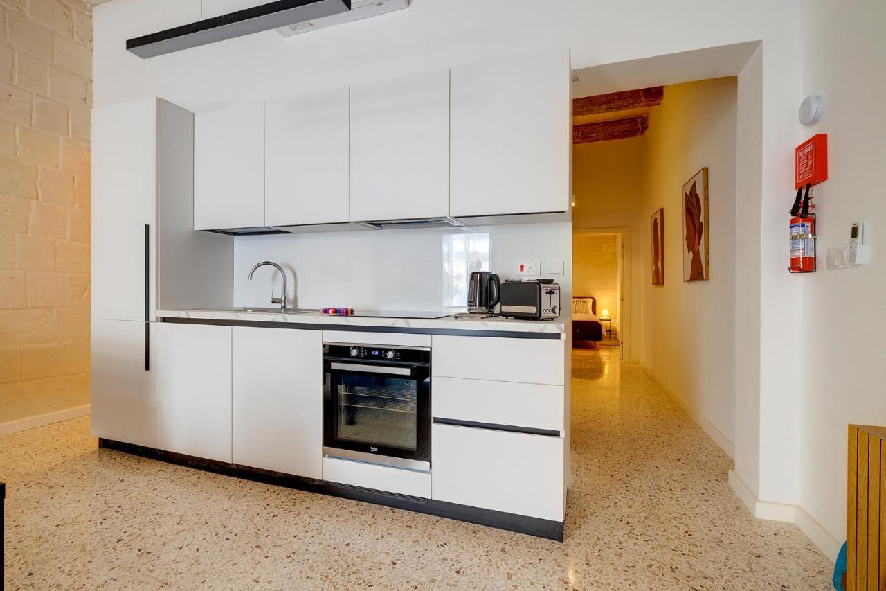 Comfy 2 Bedroom Flat In The Heart Of Valletta Exterior foto