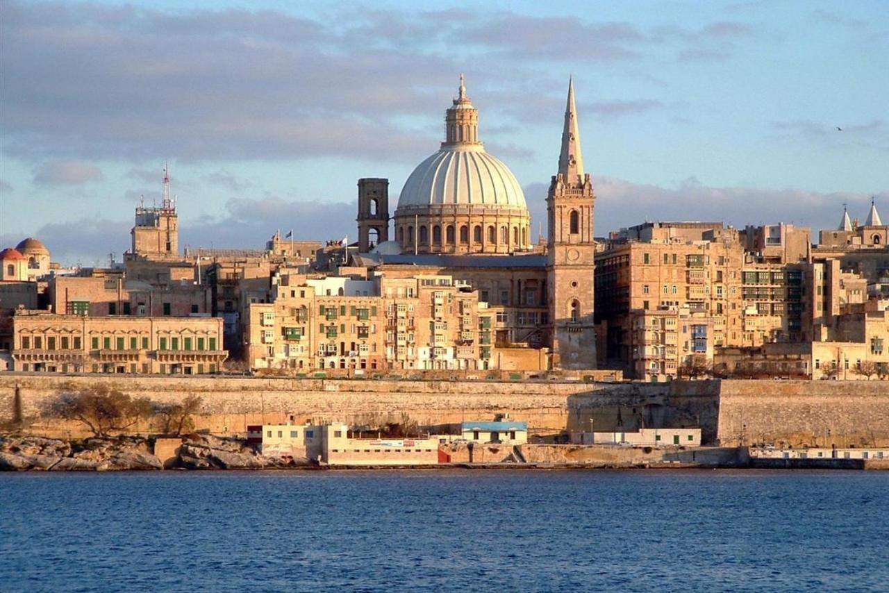 Comfy 2 Bedroom Flat In The Heart Of Valletta Exterior foto